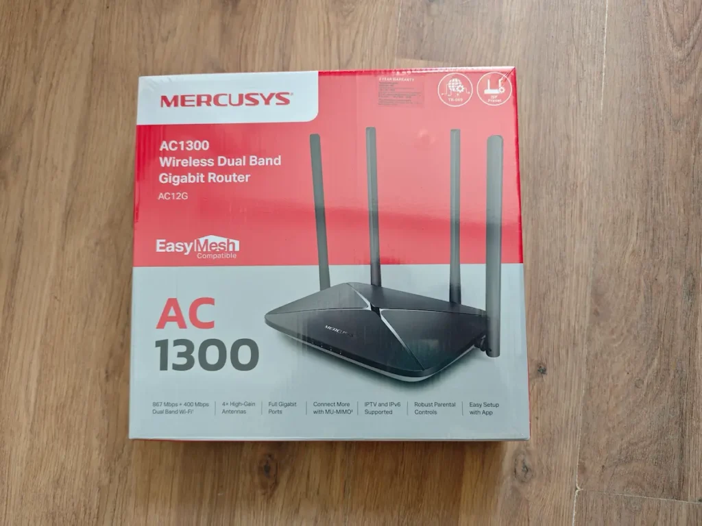 AC1300 Gigabitni Dual Band ruter za maksimalne brzine interneta MKracunari