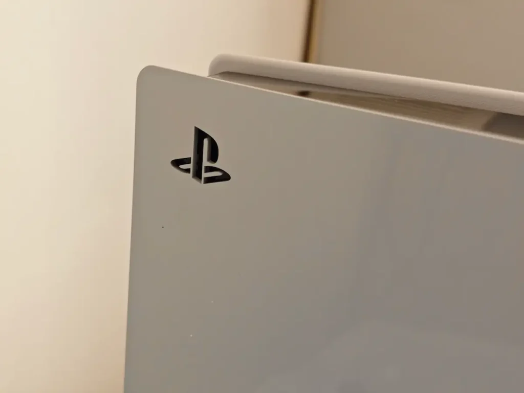 Sony PlayStation 5 konzola pre servisa i čišćenja u MKračunari Zrenjanin