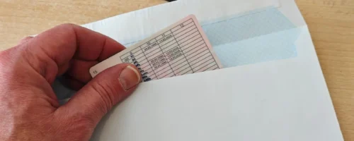 Vozačka dozvola dostavljena u koverti na kućnu adresu